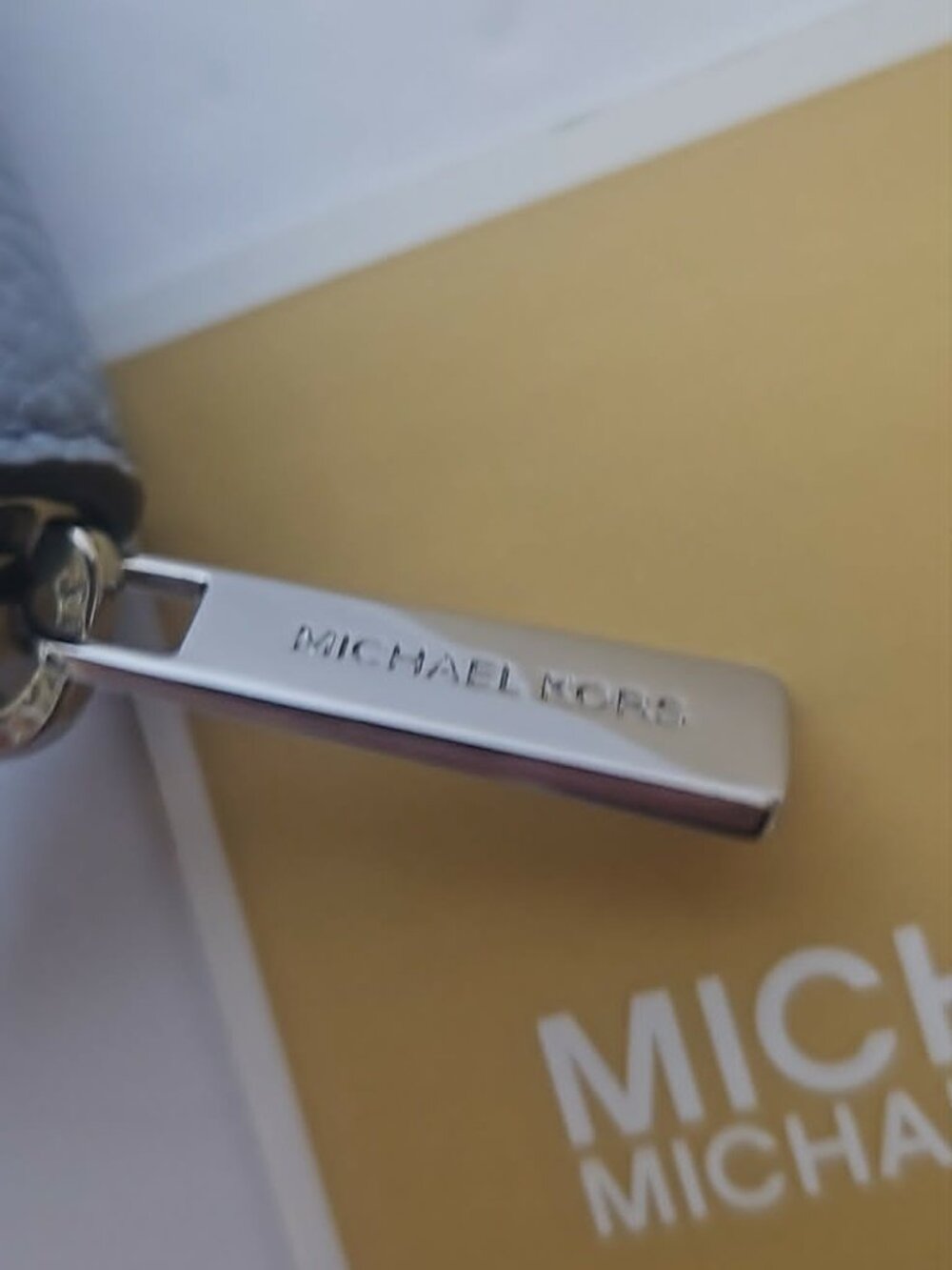Michael Kors Jet Set - Picture 3 of 4